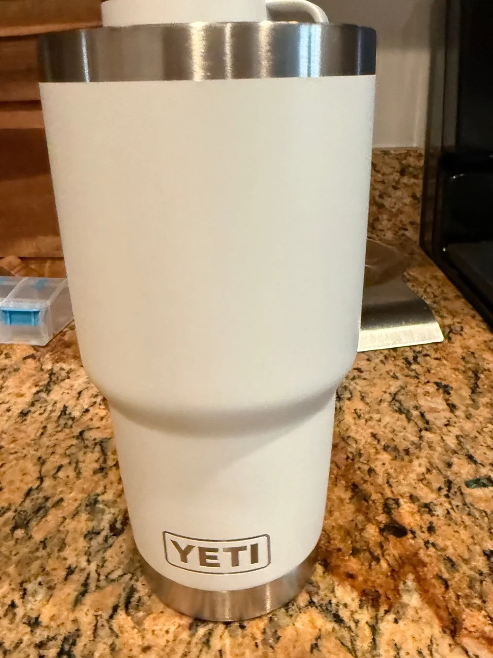 YETI White Stainless Steel Rambler Tumbler-30 oz no lid. - EUC